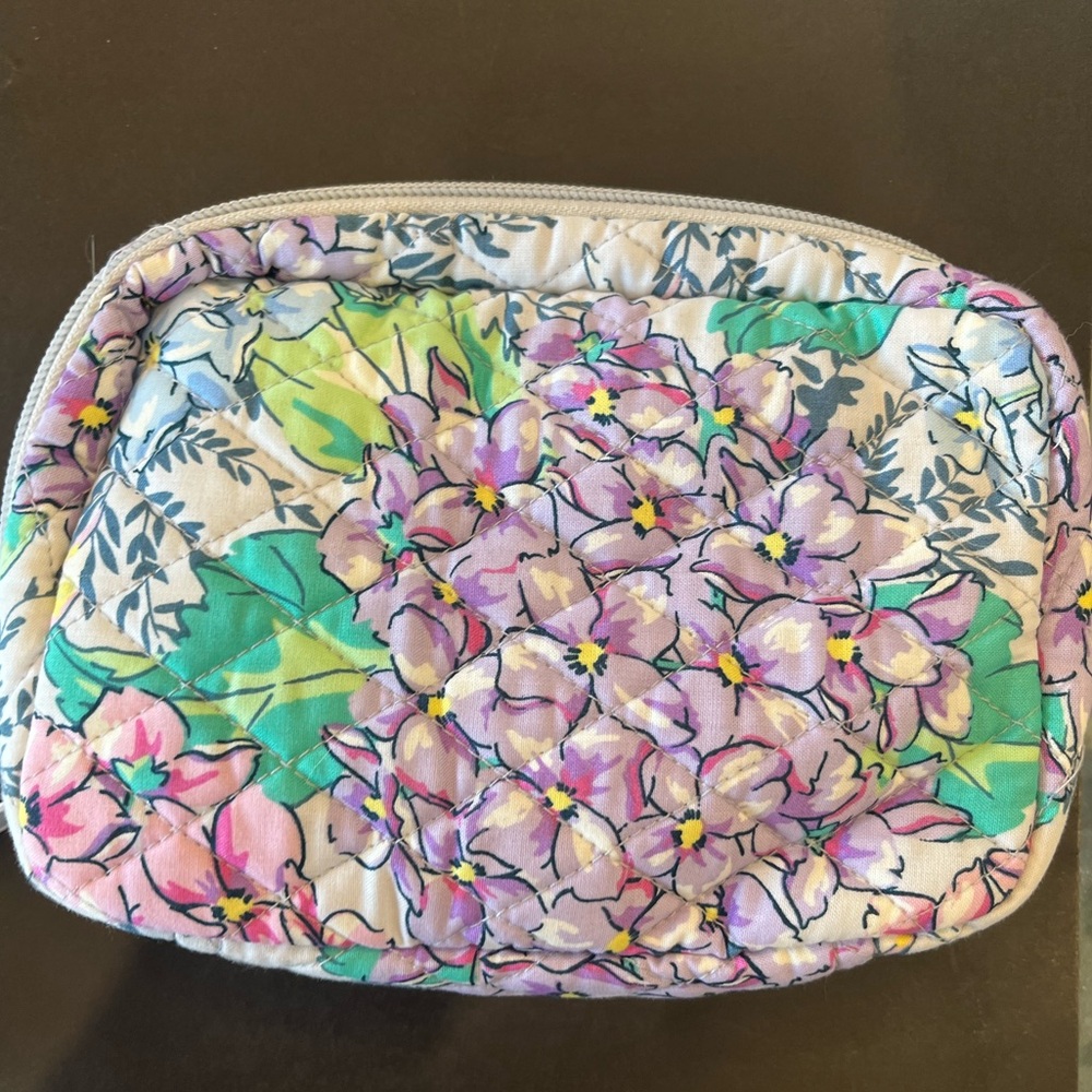 Vera Bradley Zip Around Jewelry Organizer